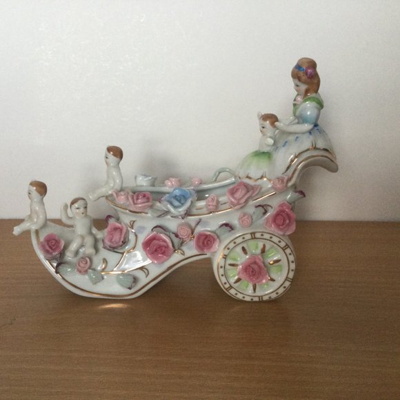 Japanese porcelain figurine wagon shoe children play 3D flowers home decoration - Picture 3 of 6